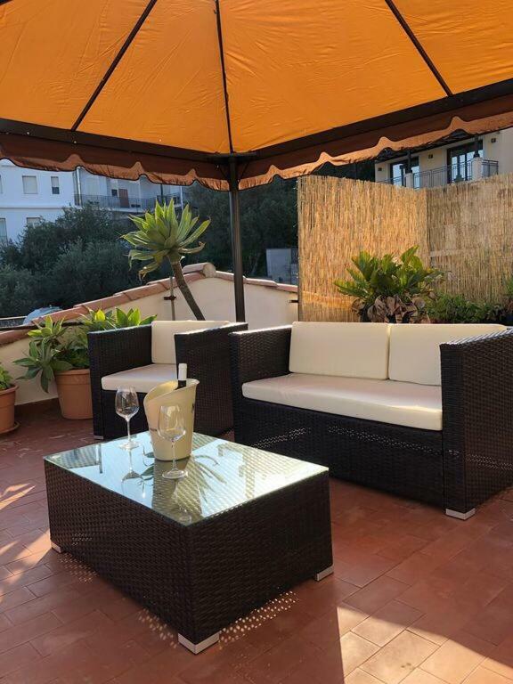 Apartamento La Bomboniera Della Brigata Spendereccia! Taormina Exterior foto